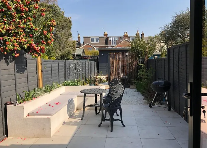Boutique Home Near Chichester Centre